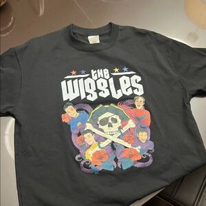 Adult Wiggles Concert Tee